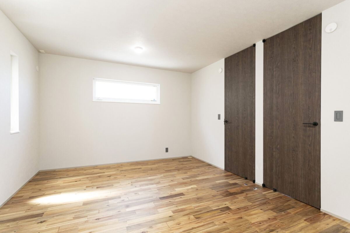 >将来的に2部屋に分けることを想定した子供部屋 写真